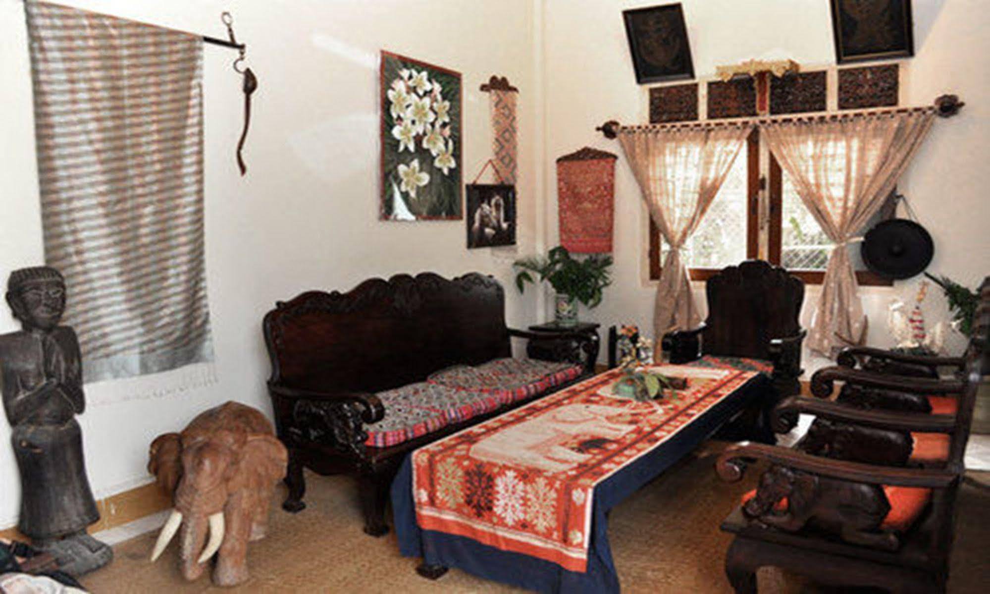 Vanvisa Guesthouse Luang Prabang Dış mekan fotoğraf